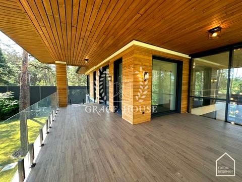 дом по адресу Плютовская ул.