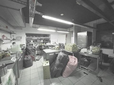 комерційна за адресою Троїцька пл., 5-А