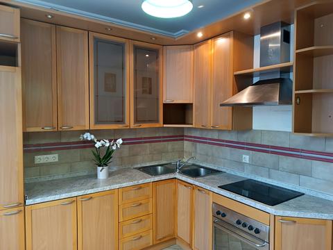 квартира за адресою Регенераторна вул., 4 к1-9