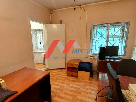 комерційна за адресою Леся Курбаса просп., 18-Г