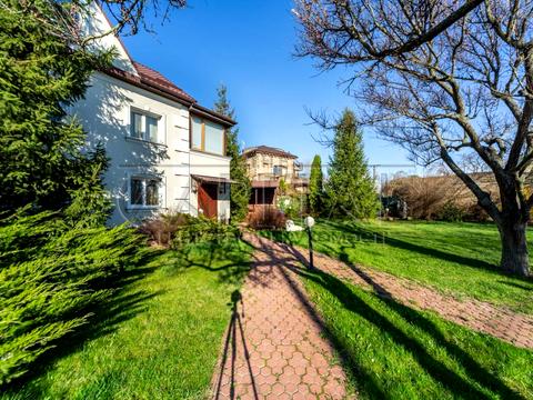 будинок за адресою Острівна вул.