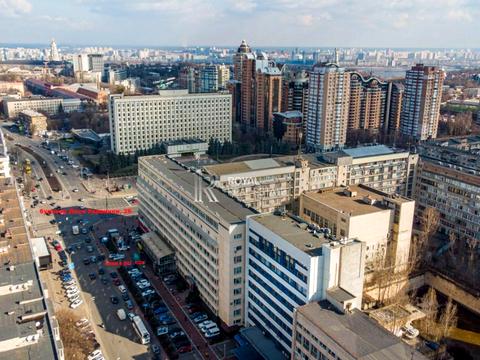 коммерческая по адресу Леси Украинки бульв., 26