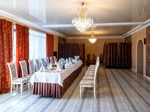 комерційна за адресою Гната Юри вул., 12а