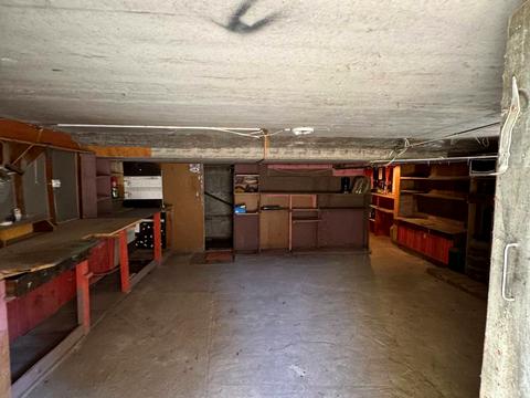 будинок за адресою Високовольтна, 1