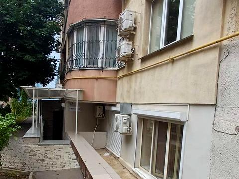 коммерческая по адресу Добровольцев ул. (Маршала Говорова), 12