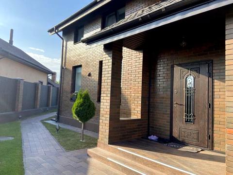 будинок за адресою Центральна вул.