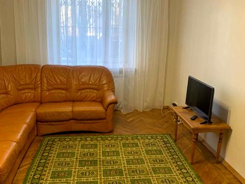 квартира за адресою Гімназійна набережна вул. (Червоношкільна набережна), 22