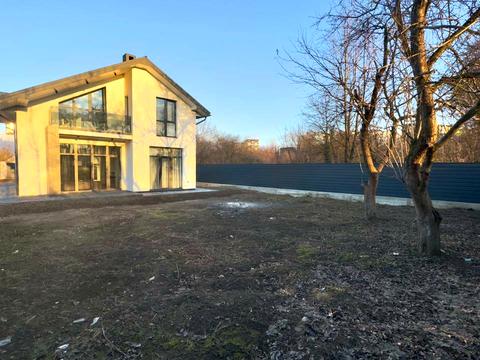 будинок за адресою Джерельна вул., 87