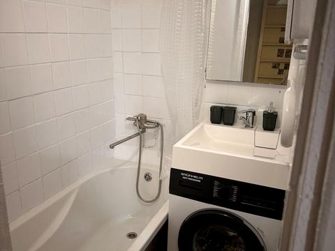 квартира по адресу Небесной Сотни ул. (Московская), 40