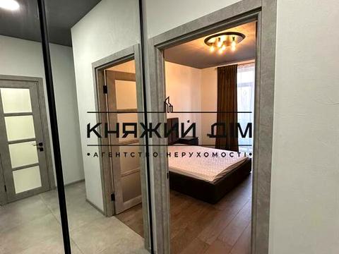 квартира за адресою Героїв Крут вул., 16