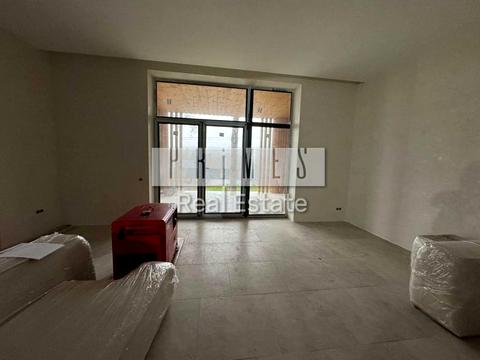 будинок за адресою Набережна вул.