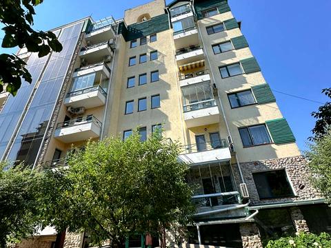 квартира за адресою Вишнева вул., 2