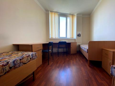 комерційна за адресою Оксамитова вул., 18-Б