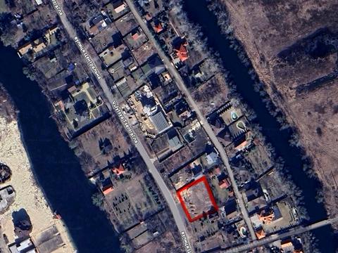 ділянка за адресою Центральна вул., 19