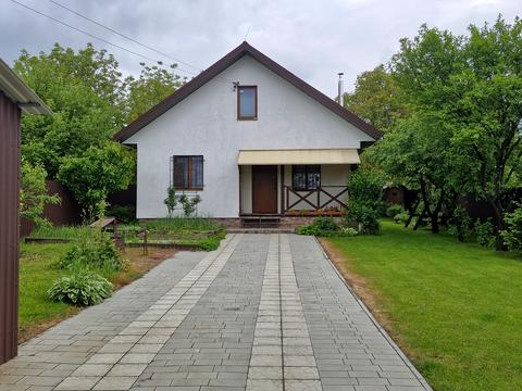 будинок за адресою Надійна вул., 3
