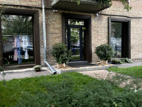 комерційна за адресою Микільсько-Ботанічна вул., 17/19