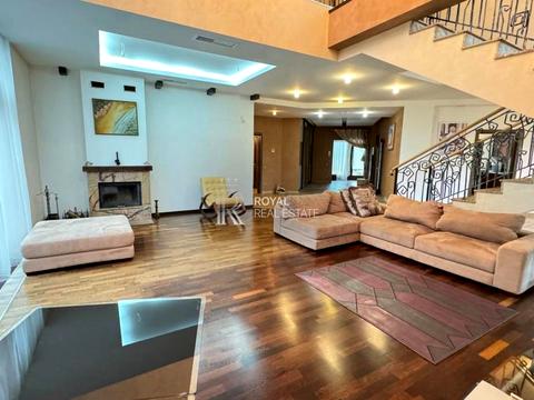 будинок за адресою Лісова вул.