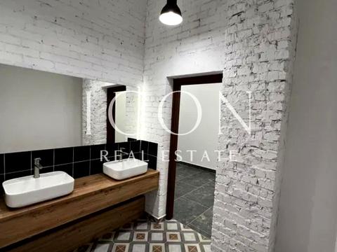 комерційна за адресою Межигірська вул., 87-А