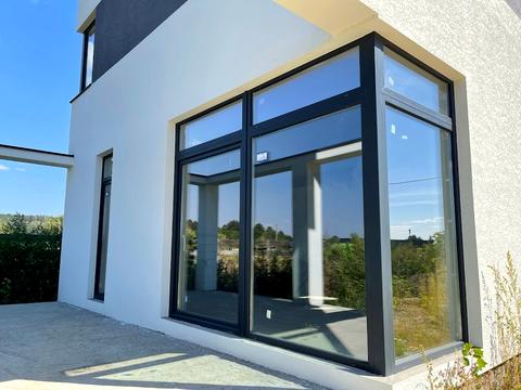 дом по адресу с. Вишенки, Лесі Українки