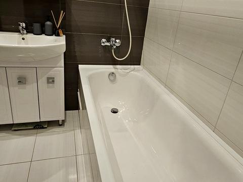 квартира за адресою Київ, Гната Хоткевича вул. (Червоногвардійська), 8