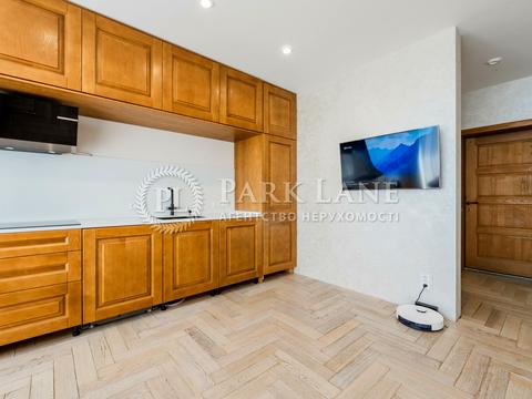 квартира за адресою Князя Романа Мстиславича вул. (Генерала Жмаченка), 28