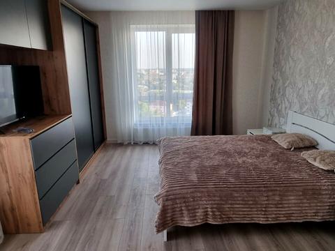 квартира за адресою Домбровського вул., 3