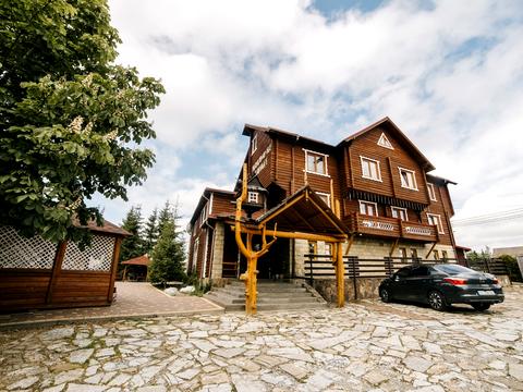 коммерческая по адресу с. Яблоница, Степана Бандери, 30