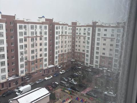 квартира за адресою Героїв Небесної Сотні просп., 40/1