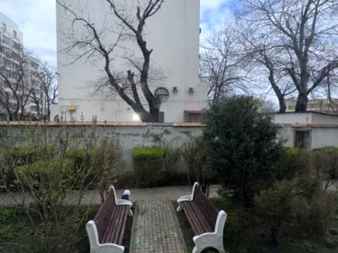 коммерческая по адресу Французский бульв., 49