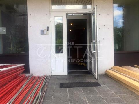 комерційна за адресою Лук'янівська вул., 1