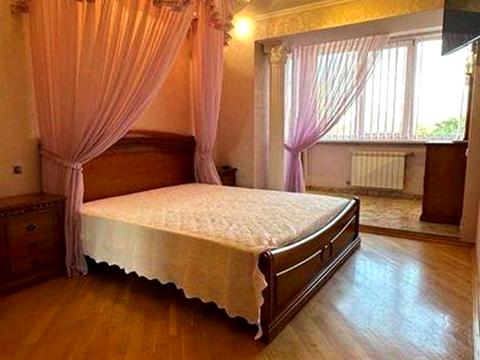 квартира по адресу Дарницкий бульв., 1