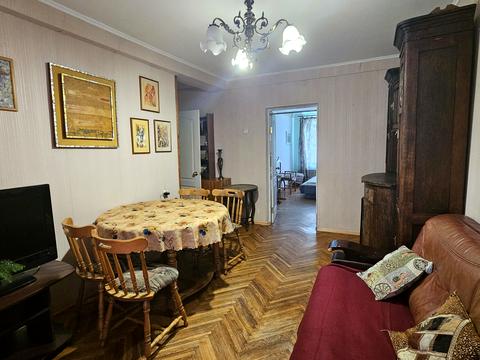 квартира за адресою Раїси Окіпної вул., 5