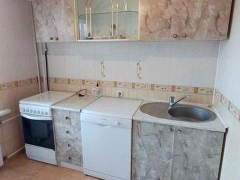 квартира за адресою Ревуцького вул., 8