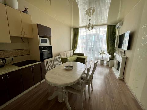 квартира за адресою В'ячеслава Чорновола вул., 15