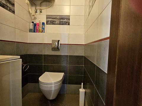 квартира за адресою Саперно-Слобідська вул., 24