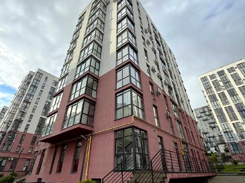 комерційна за адресою Малоголосківська вул., 32д