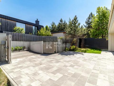 будинок за адресою с. Лісники, Ігорівська