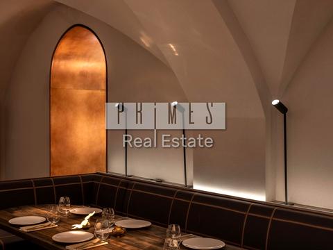 коммерческая по адресу Ивана Мазепы ул. (Январского Восстания), 6-А