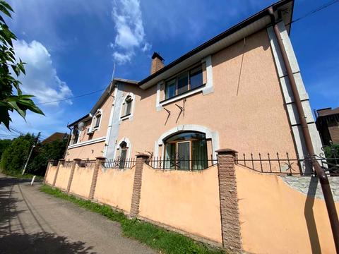 будинок за адресою 13-та Садова вул., 25