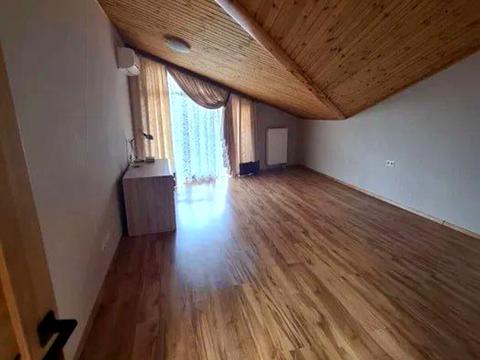 будинок за адресою Щаслива вул.