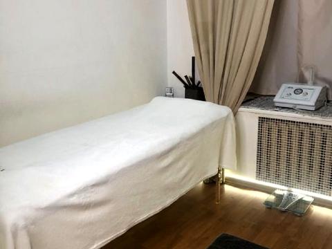 комерційна за адресою Назарівська вул. (Вєтрова), 17