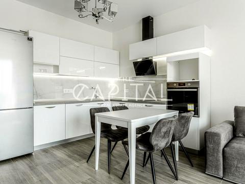 квартира за адресою Лабораторний пров., 7