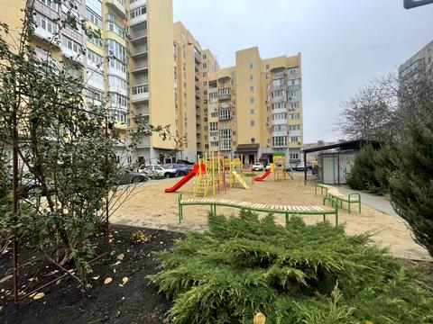 квартира за адресою Космонавтів вул., 128