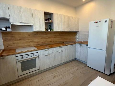 квартира за адресою Перлинна вул., 2