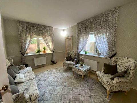 будинок за адресою вишнева