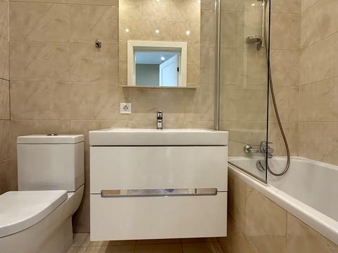 квартира за адресою Андрія Верхогляда вул. (Михайла Драгомирова), 2-А