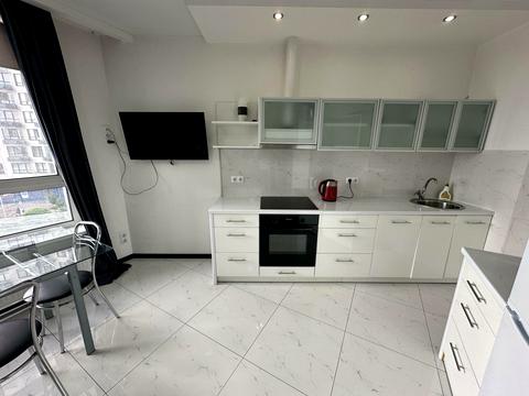 квартира за адресою Зарічна вул., 1-Г