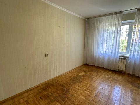 комерційна за адресою Вишняківська вул., 8-А