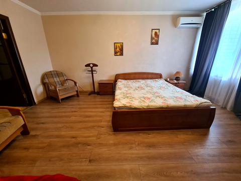 квартира за адресою Казимира Малевича вул. (Боженка), 83