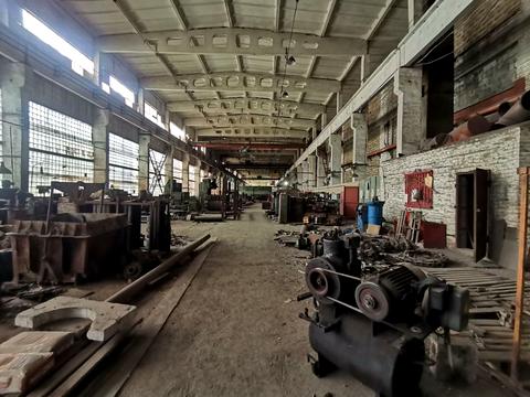 комерційна за адресою Миколи Краснова вул., 10